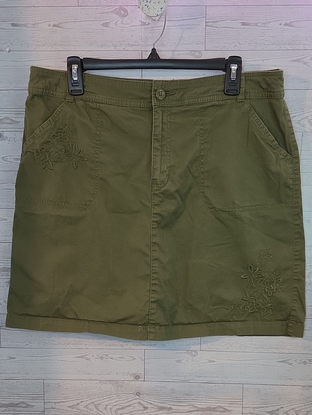 Croft & Barrow Natural Fit Olive Green Women's Casual Skirt Sz 16